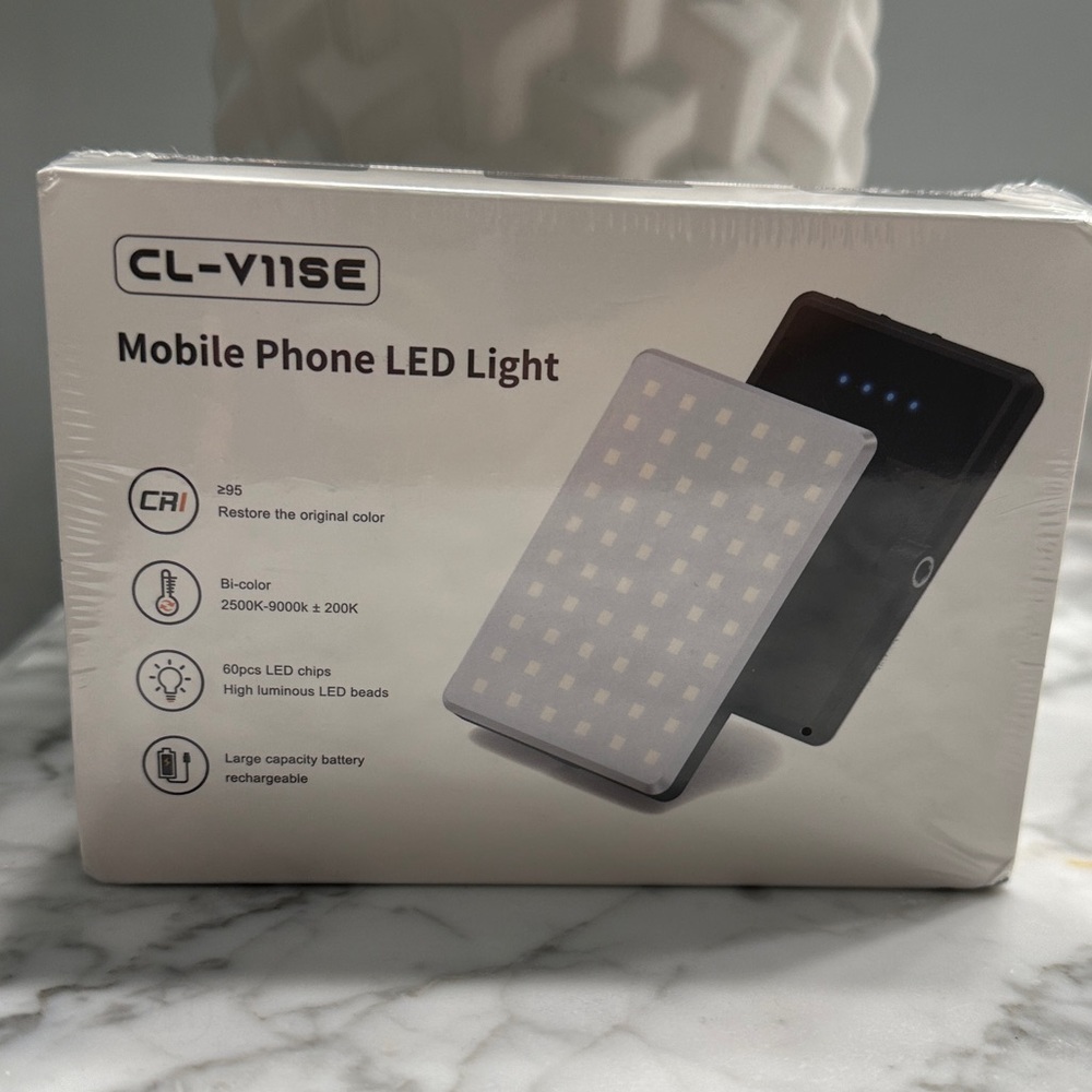 BRAND NEW 🎉 selfie light